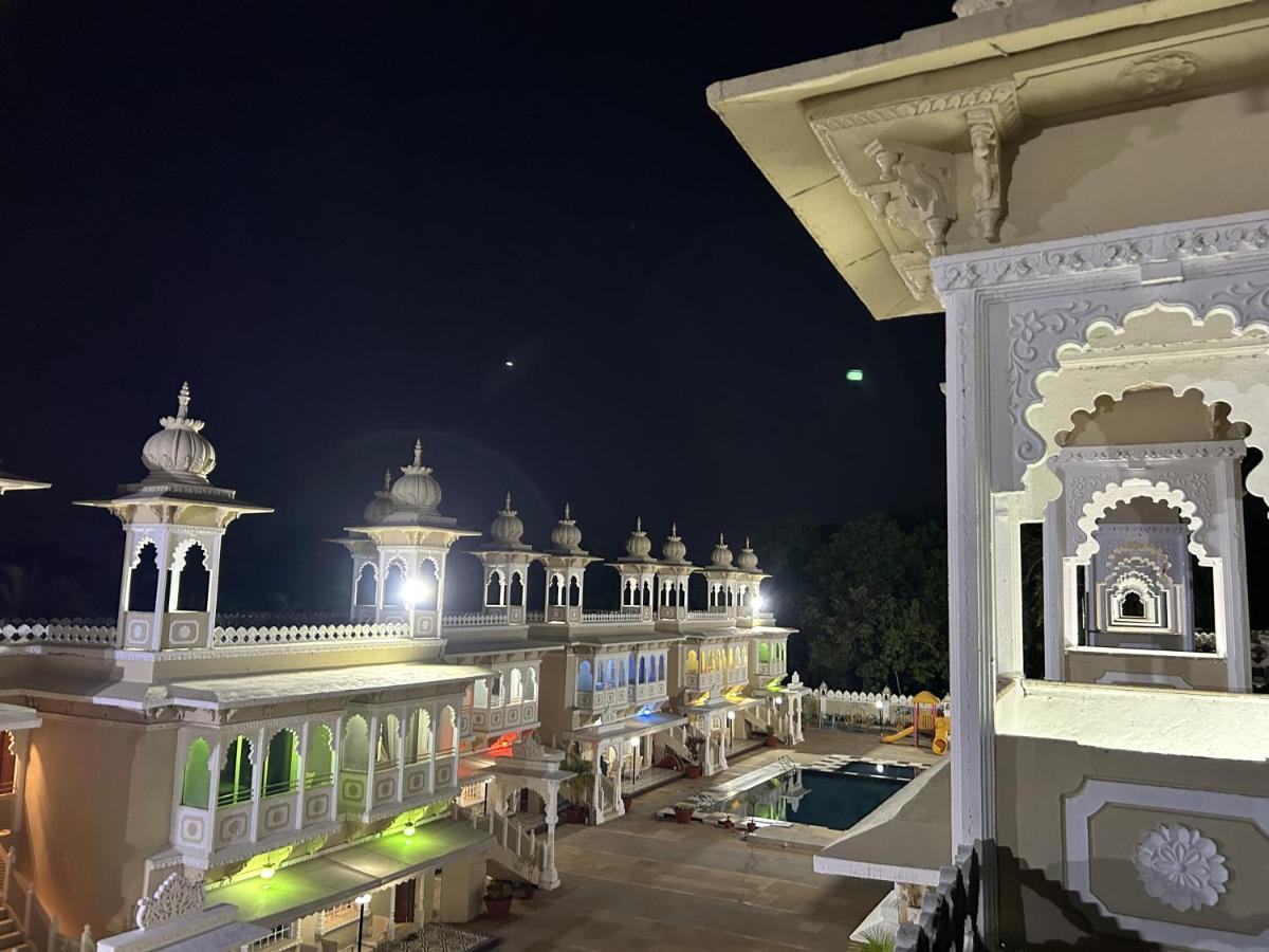 Hotel Gautam Lonavala Luaran gambar